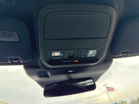 New 2026 Ford Explorer ST-Line w/ ST-Line Street Pack AWD/4WD image 22