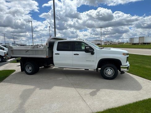 New 2026 Chevrolet Silverado 3500 W/T w/ WT Convenience Package AWD/4WD image 2
