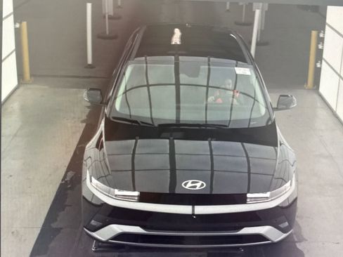 Used 2026 Hyundai Ioniq 5 SEL image 13