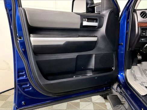 Used 2014 Toyota Tundra Limited image 23