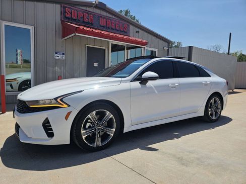 Used 2023 Kia K5 EX FWD image 3