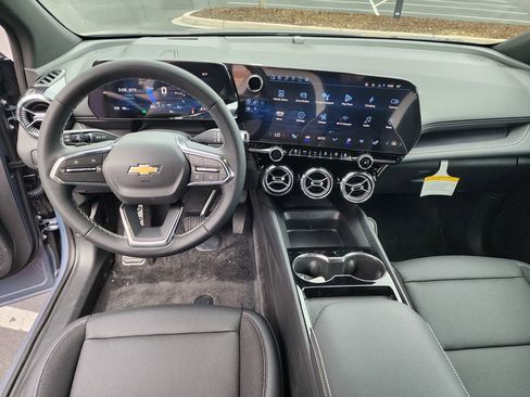 New 2025 Chevrolet Blazer EV LT image 18