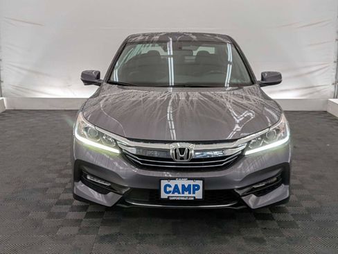 Used 2017 Honda Accord EX-L image 9