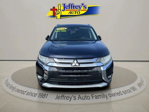 Used 2018 Mitsubishi Outlander SE FWD image 8