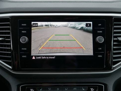 Certified 2023 Volkswagen Atlas SE w/ Black Wheel Package image 30