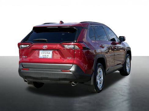 Used 2019 Toyota RAV4 XLE w/ Convenience Package image 8