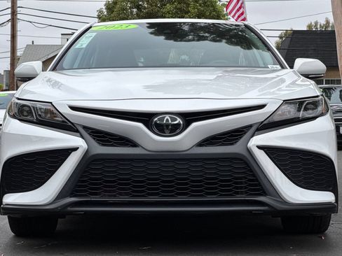 Used 2023 Toyota Camry SE FWD image 10