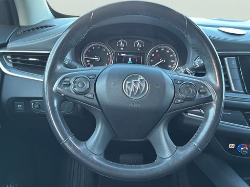 Used 2019 Buick Enclave Essence FWD image 20