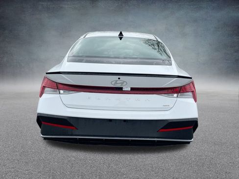 New 2025 Hyundai Elantra SEL image 30