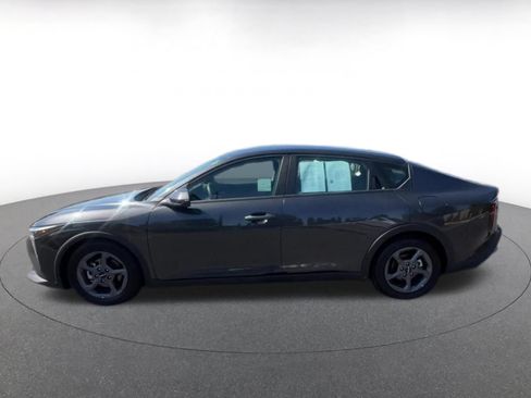 Used 2025 Kia K4 FWD image 9