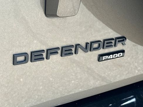 Used 2023 Land Rover Defender 110 X-Dynamic SE AWD/4WD image 35