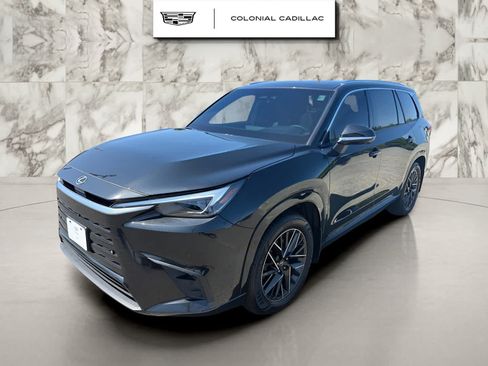 Used 2024 Lexus TX 350 AWD w/ Technology Package image 2