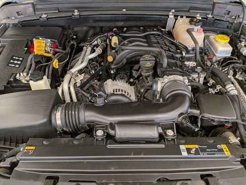 Used 2022 Jeep Wrangler Unlimited Sport image 26