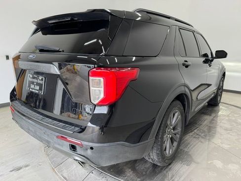 Used 2022 Ford Explorer XLT w/ Equipment Group 202A RWD image 31