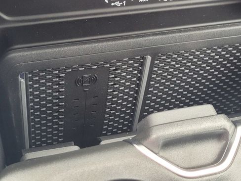 New 2026 RAM 1500 Big Horn AWD/4WD image 17