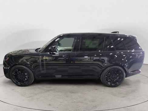 New 2026 Land Rover Range Rover Long Wheelbase SE AWD/4WD image 2