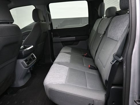 Certified 2022 Ford F150 XLT w/ Equipment Group 302A High image 27