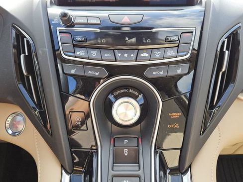 Certified 2023 Acura RDX FWD w/ Technology Package image 10