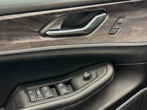 Used 2022 Jeep Grand Cherokee Limited 4xe image 15