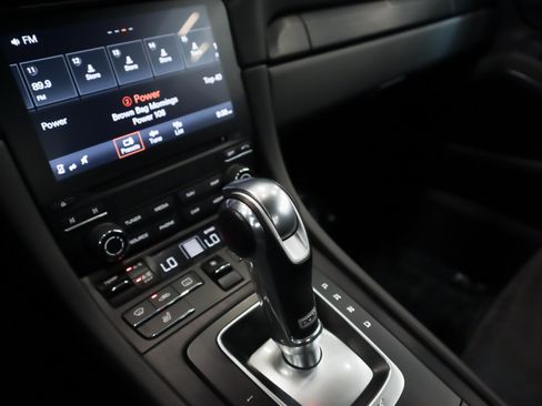 Used 2017 Porsche 911 Carrera GTS RWD image 19