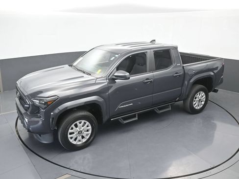 Used 2024 Toyota Tacoma SR5 RWD image 46