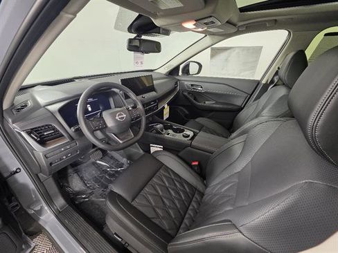 New 2026 Nissan Rogue Platinum image 28