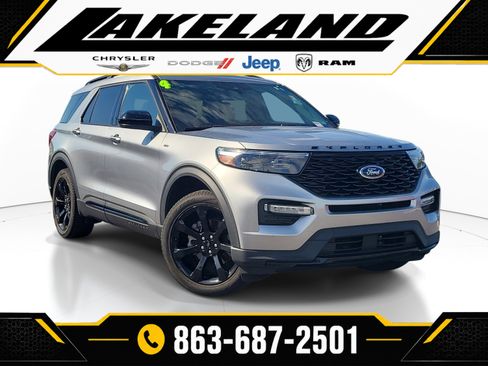 Used 2024 Ford Explorer ST-Line w/ Class IV Trailer Tow Package RWD image 1