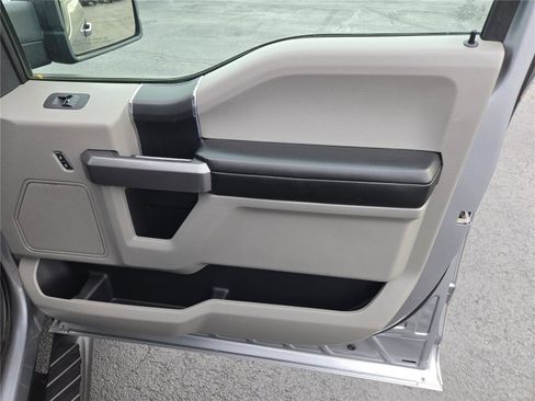 Used 2020 Ford F150 XLT w/ Equipment Group 301A Mid image 6