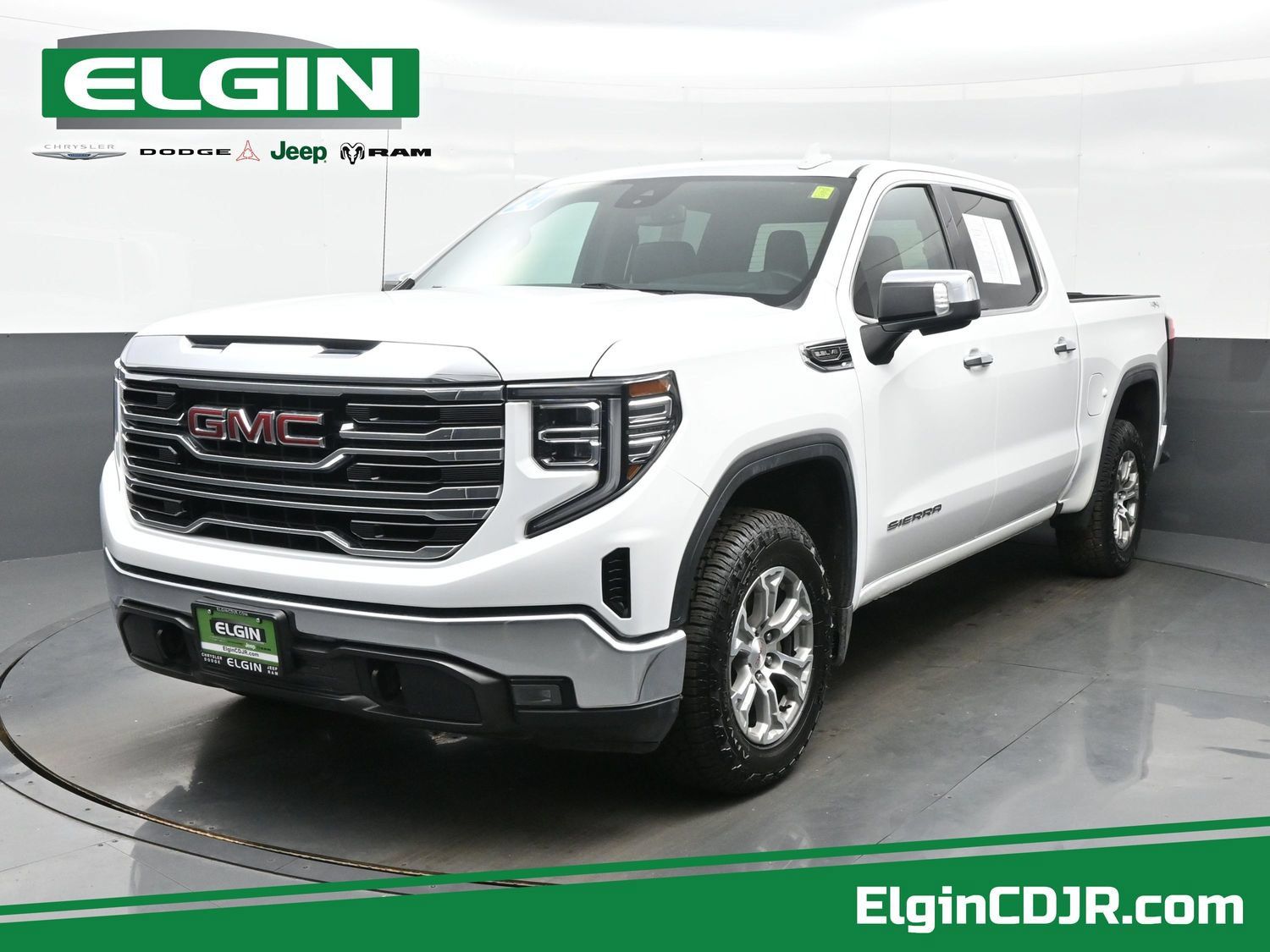 Used 2024 GMC Sierra 1500 SLT AWD/4WD image 1
