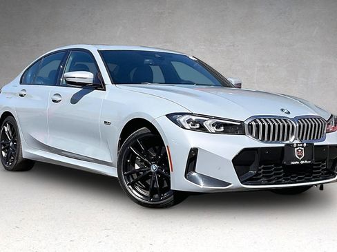 Used 2023 BMW 330e w/ M Sport Package image 2