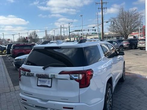 Used 2021 GMC Acadia Denali w/ Denali Ultimate Package image 11