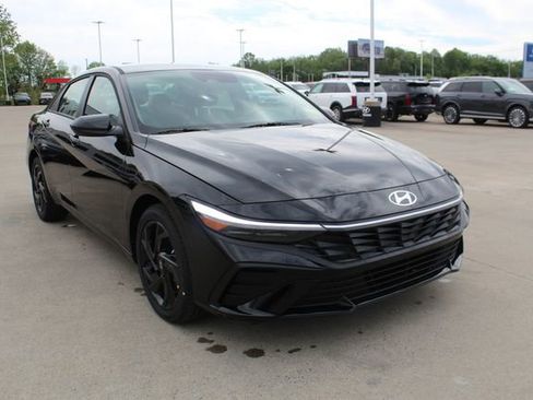 New 2026 Hyundai Elantra Sport FWD image 6