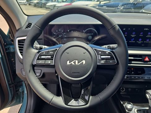 New 2026 Kia Seltos EX FWD image 30