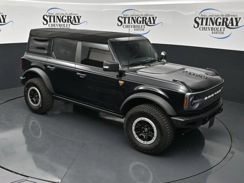 Used 2024 Ford Bronco Badlands AWD/4WD image 12