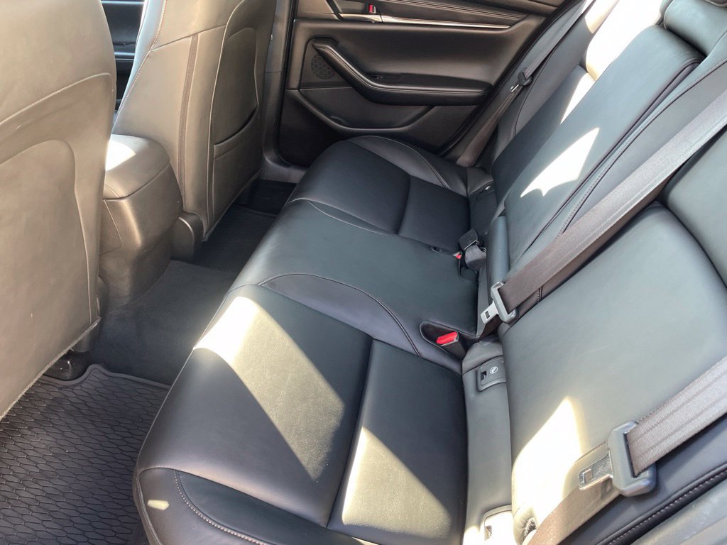 Used 2019 MAZDA MAZDA3 Sedan w/ Preferred Package FWD image 18