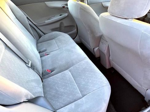 Used 2009 Toyota Corolla LE image 7