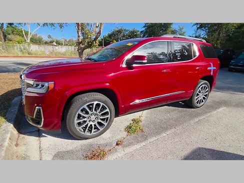 Used 2021 GMC Acadia Denali w/ Denali Technology Package image 30