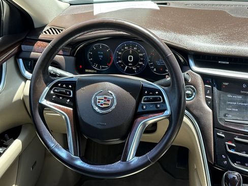 Used 2014 Cadillac XTS Premium FWD image 13