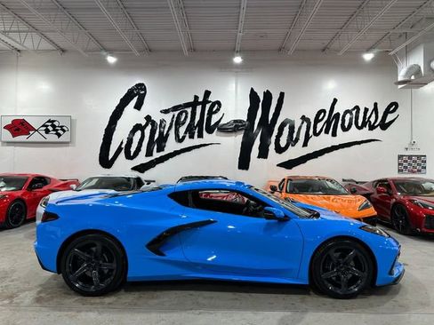 Used 2024 Chevrolet Corvette Stingray Coupe w/ Battery Protection Package image 9