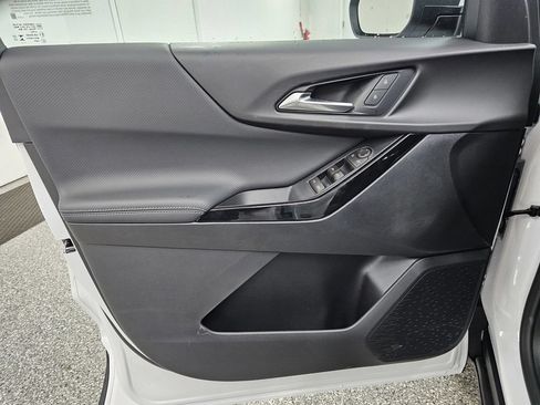 New 2026 Chevrolet Equinox LT w/ Safety and Technology Package FWD image 14