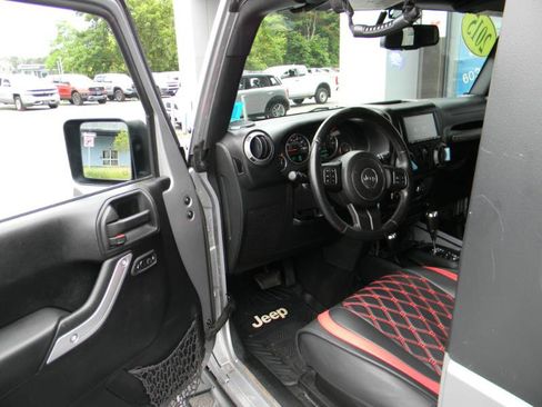 Used 2015 Jeep Wrangler Sport w/ Quick Order Package 24S image 14