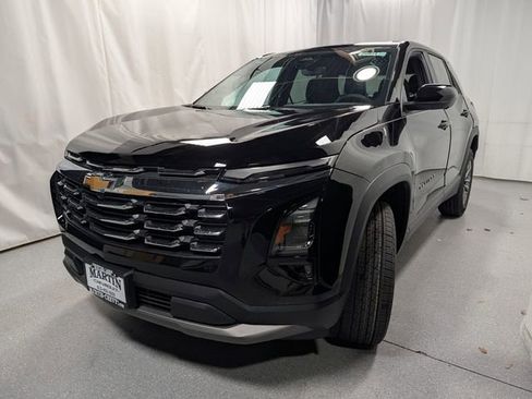 New 2026 Chevrolet Equinox LT w/ Convenience Package II FWD image 6