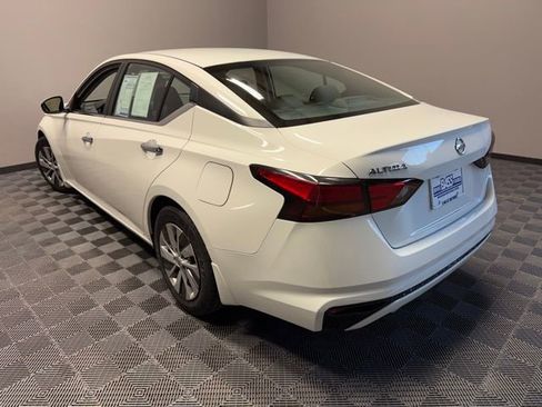 Used 2022 Nissan Altima 2.5 S image 12