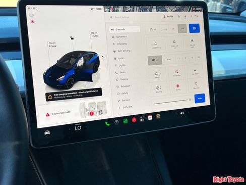 Used 2023 Tesla Model Y Performance AWD/4WD image 28