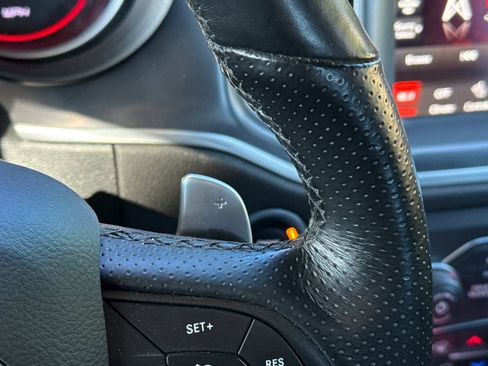 Used 2020 Dodge Charger Scat Pack image 32
