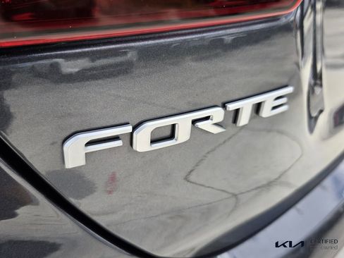 Certified 2023 Kia Forte LXS w/ LXS Technology Package image 16