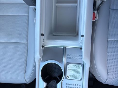 Used 2026 Hyundai Ioniq 9 SEL image 38