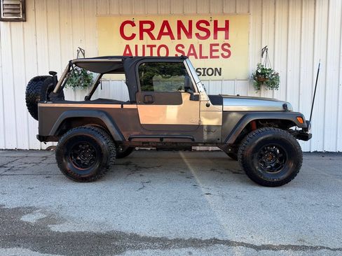 Used 2005 Jeep Wrangler Unlimited AWD/4WD image 5