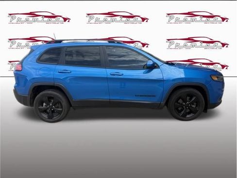 Used 2021 Jeep Cherokee Latitude Plus FWD image 8