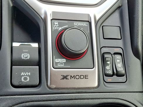 Certified 2023 Subaru Forester Premium AWD/4WD image 25